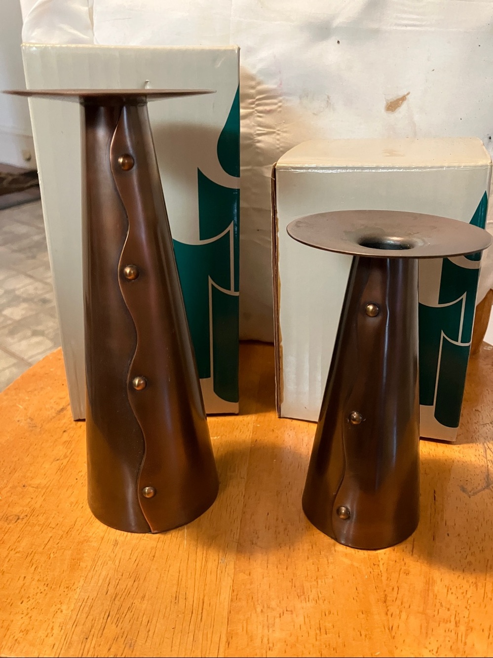New.  Set of 2. Partylite copper stands for pillar candles with swirl design - Picture 2 of 9